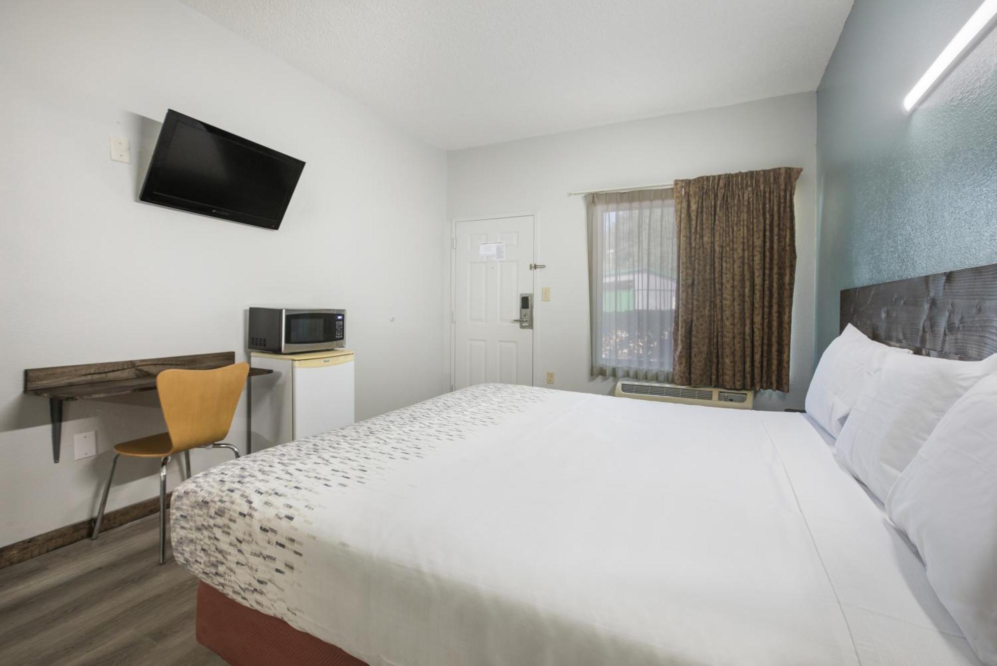 Americas Best Value Inn Stockbridge Ruang foto